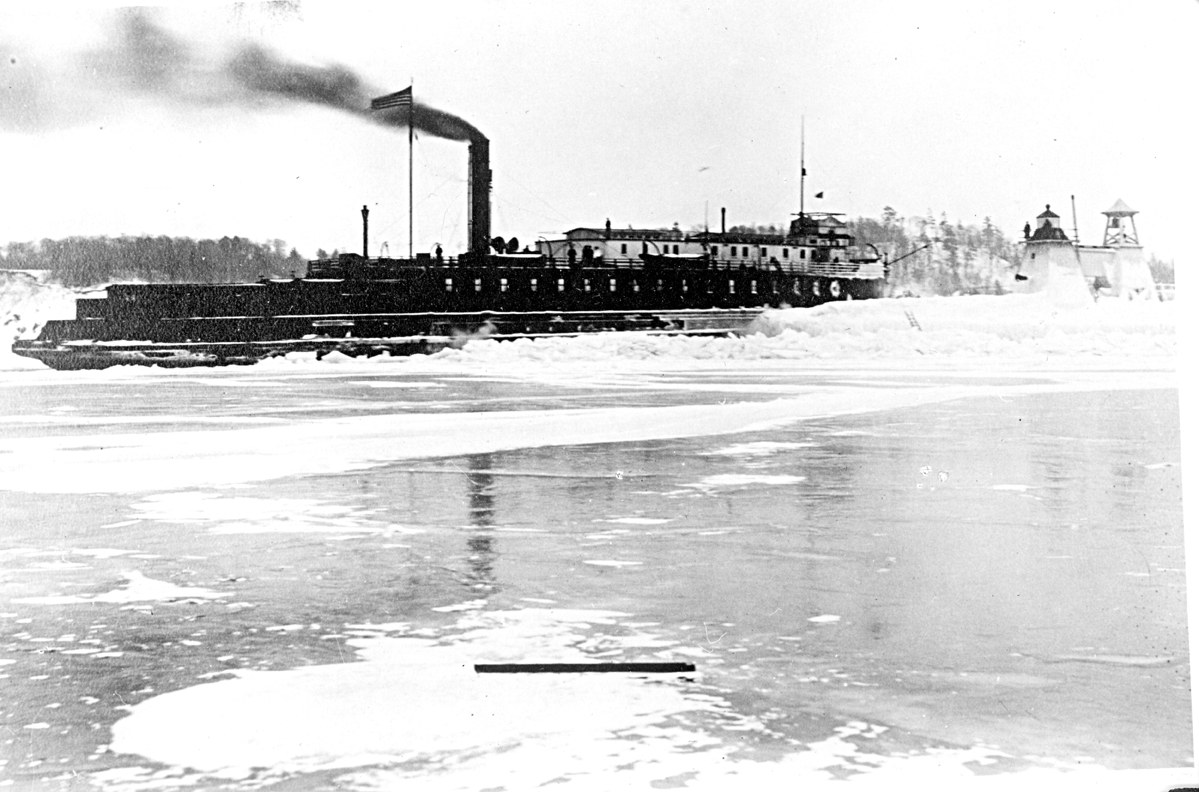 Elberta Harbor Entrance