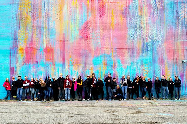 A cohort of LAS students volunteers in Detroit, MI