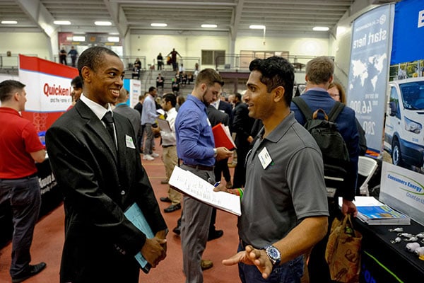 2017-401-015-AKP-Career-fair-IAC-600x400 Student and Employer at AKP Career Fair